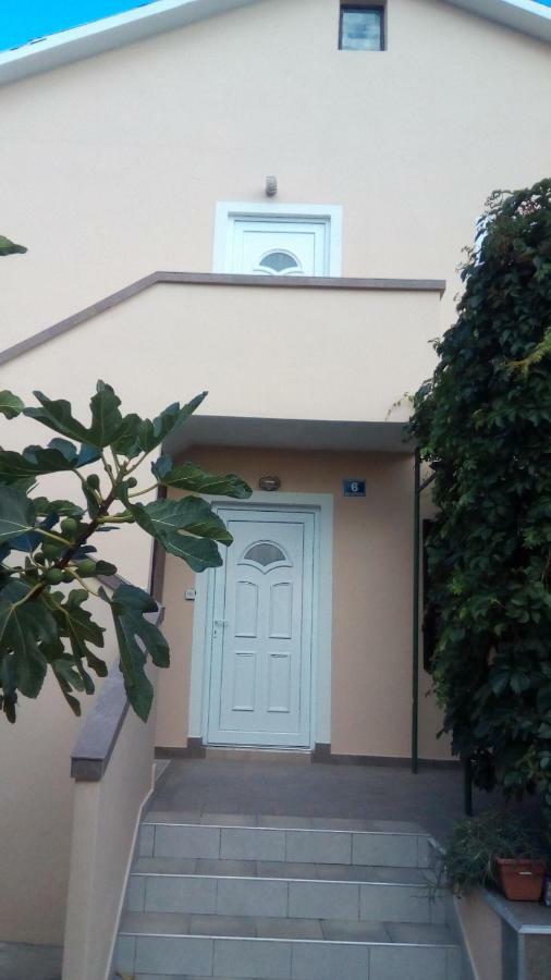 Apartmani Marija Povljana Kültér fotó